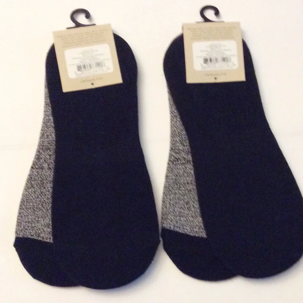 Clarks  Woman’s No Show Socks 4 Pairs Black Gray
